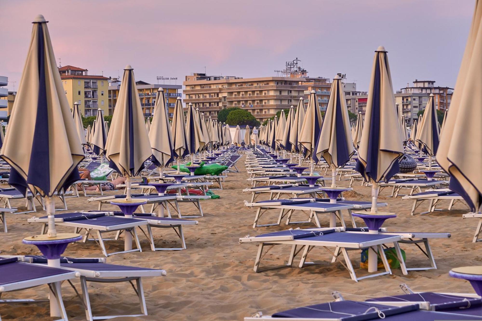 Beautiful With Terrace Close To The Sea - By Beahost Appartamento Bibione